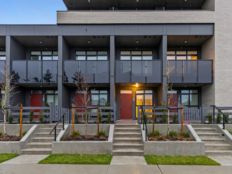 128-8509 158 Street, Surrey, BC, V4N 6Y6