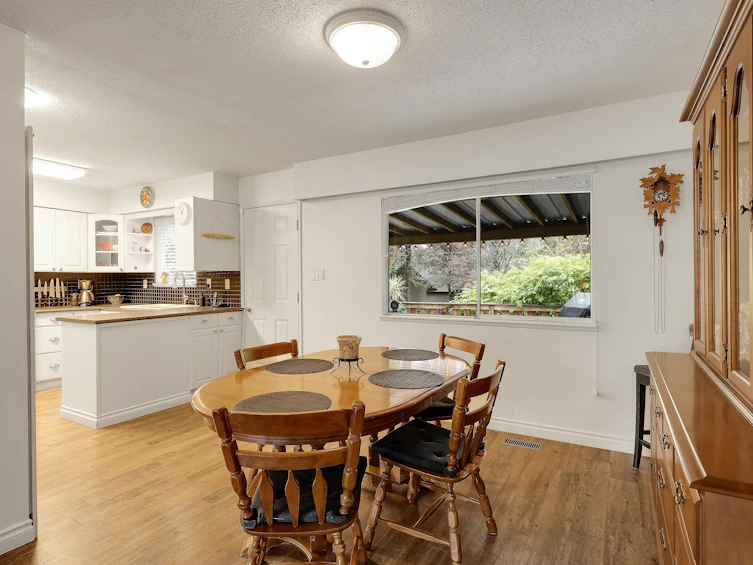 4571 198 Street, Langley, BC, V3A 1E7 - 11