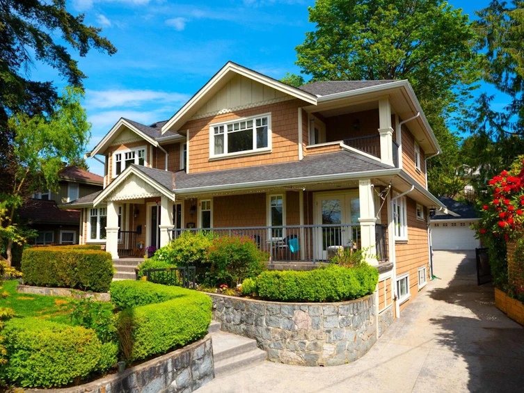 1050 11th Street, West Vancouver, BC, V7T 2M5 - 3