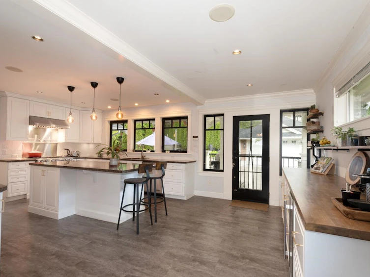 1050 11th Street, West Vancouver, BC, V7T 2M5 - 14