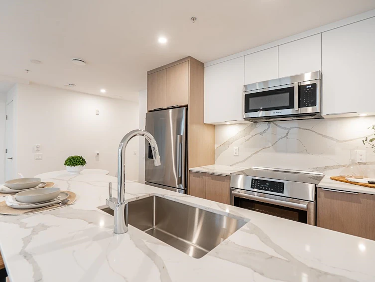 110-2085 E 1st Avenue, Vancouver, BC, V5N 1B6 - 9
