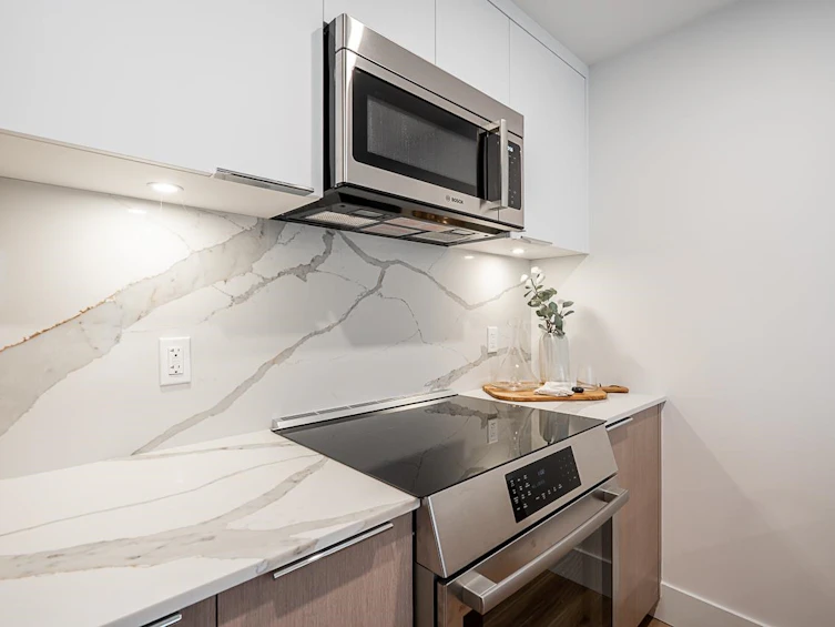 110-2085 E 1st Avenue, Vancouver, BC, V5N 1B6 - 8