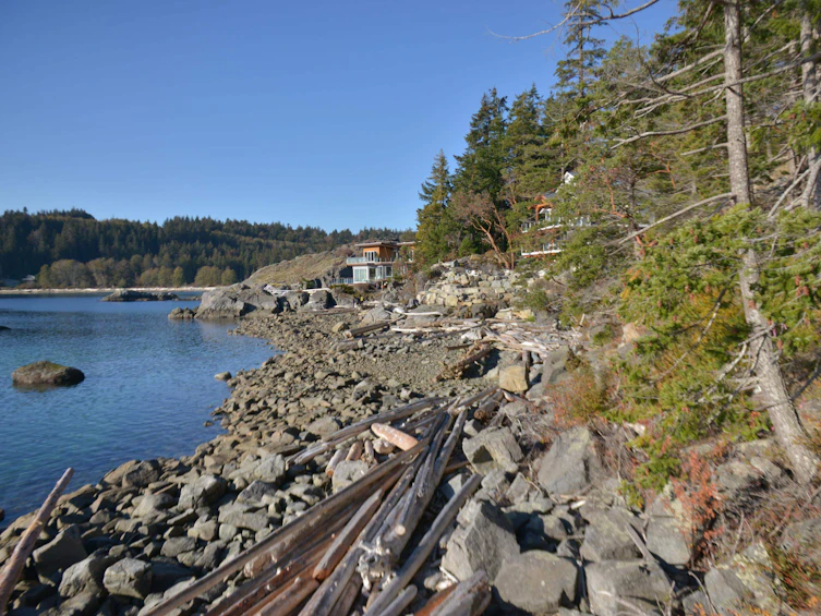 7643 Cove Beach Road, Halfmoon Bay, BC, V7Z 1C3 - 9