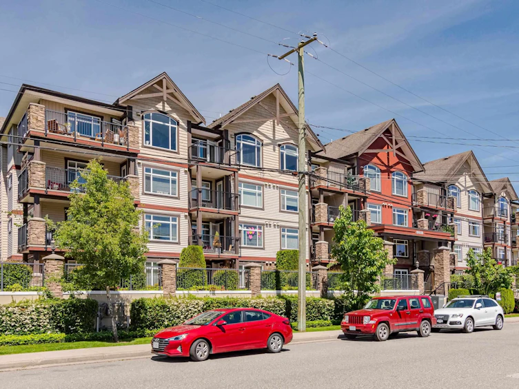 409-19939 55a Avenue Avenue, Langley, BC, V3A 3X4 - 3