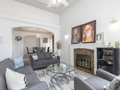 8298 151a Street - 3