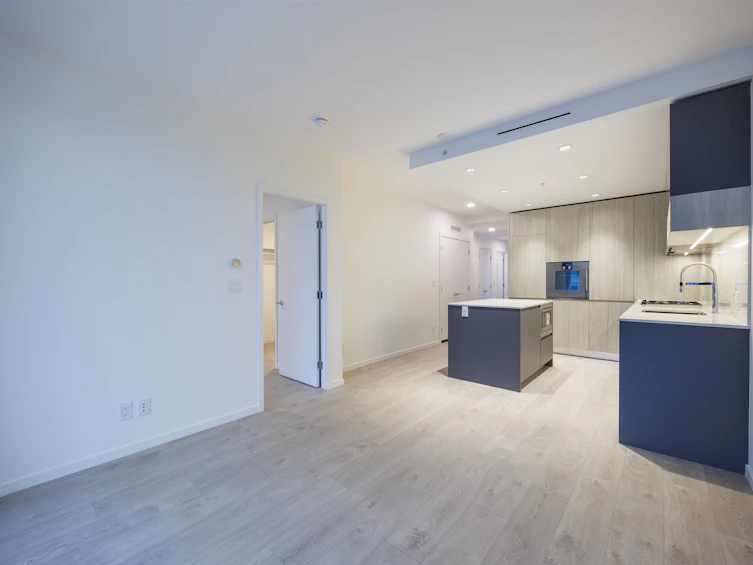 1125-6600 Minoru Boulevard, Richmond, BC, V6Y 0N3 - 6
