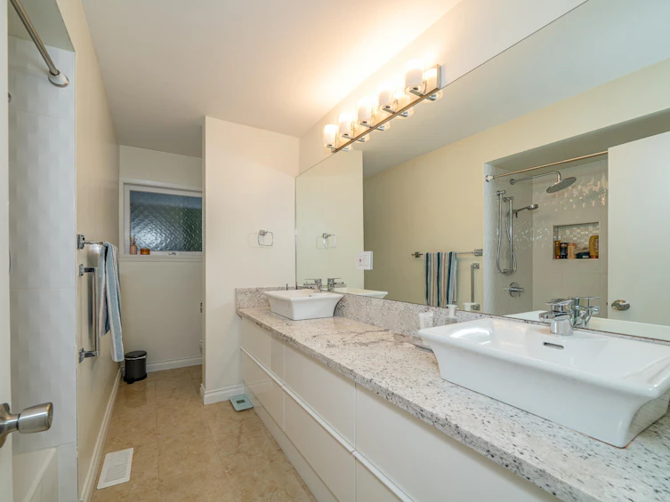 1895 Rosebery Avenue, West Vancouver, BC, V7V 2Z5 - 26