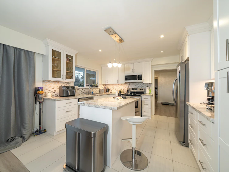 1895 Rosebery Avenue, West Vancouver, BC, V7V 2Z5 - 7