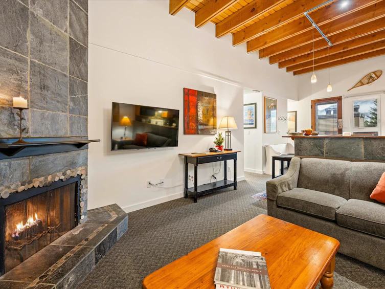 515-4200 Whistler Way, Whistler, BC, V8E 1J4 - 4