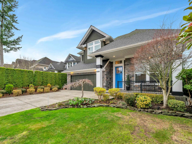 2711 164 Street, Surrey, BC, V3Z 0E2 - 2