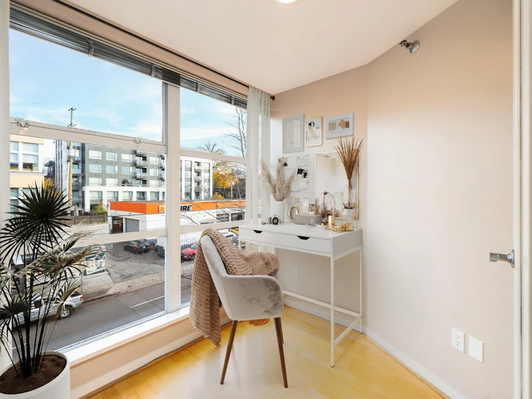 310-2768 Cranberry Drive, Vancouver, BC, V6K 4V1 - 4