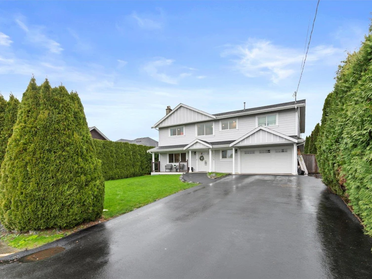 7334 Sunshine Drive, Chilliwack, BC, V2R 1H6 - 2