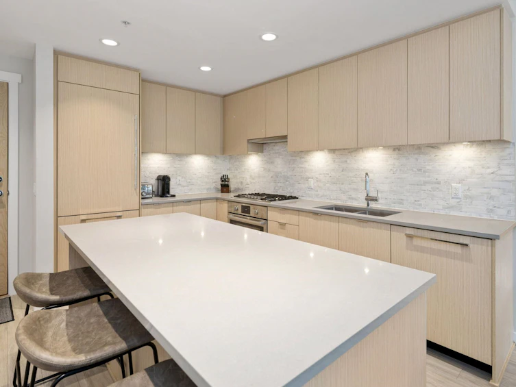 326-9213 Odlin Road, Richmond, BC, V6X 0V5 - 13
