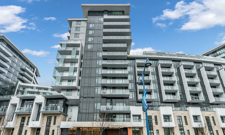 521-6300 Minoru Boulevard