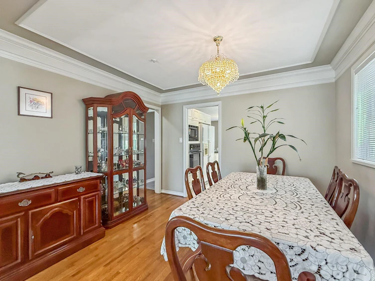 2755 W 20th Avenue, Vancouver, BC, V6L 1H1 - 12