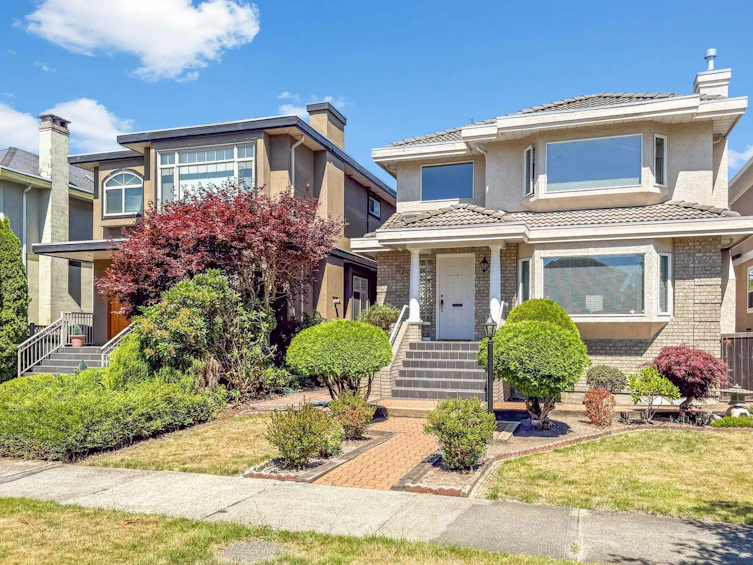 2755 W 20th Avenue, Vancouver, BC, V6L 1H1