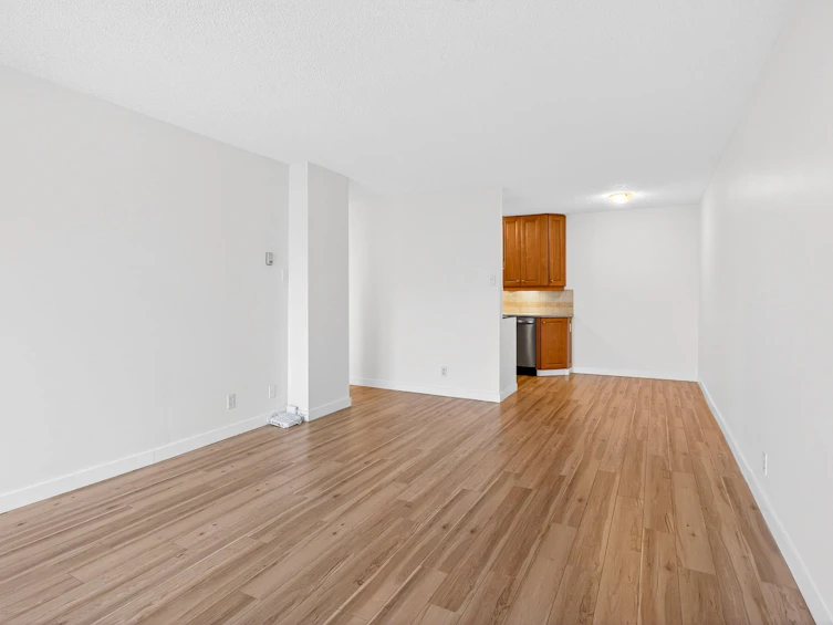 1306-2016 Fullerton Avenue, North Vancouver, BC, V7N 3E9 - 13