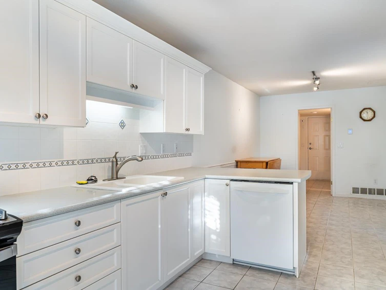 29-15840 84th Avenue, Surrey, BC, V3S 8J9 - 16
