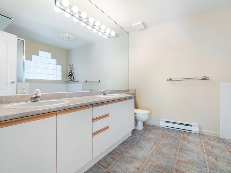 29-15840 84th Avenue, Surrey, BC, V3S 8J9 - 24