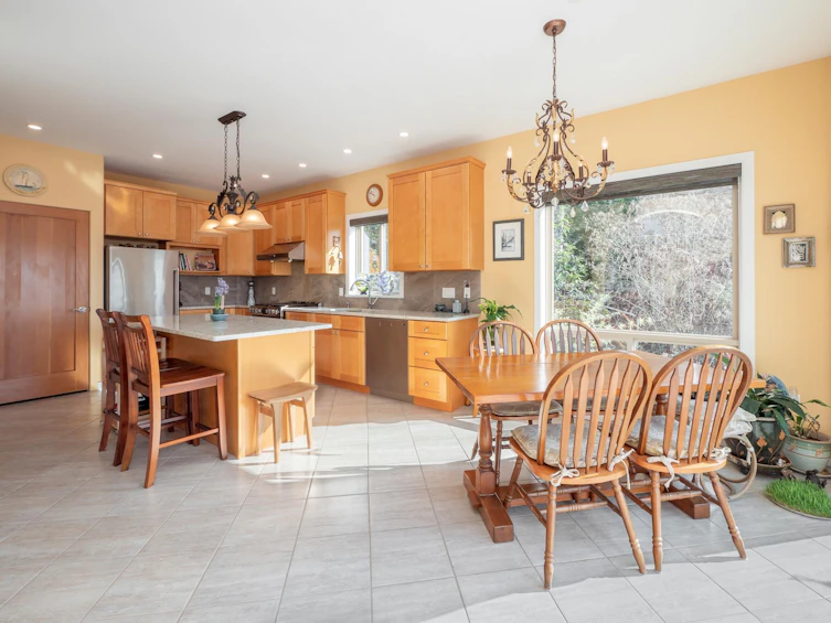 6682 Sunshine Coast Highway, Sechelt, BC, V0N 3A8 - 9