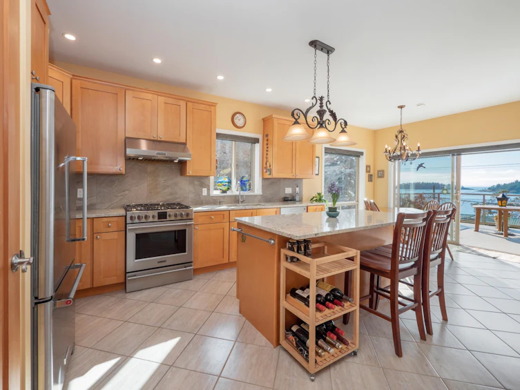 6682 Sunshine Coast Highway, Sechelt, BC, V0N 3A8 - 7