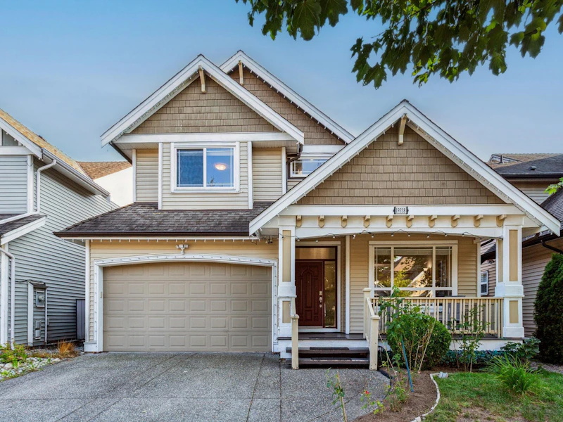 19358 73b Avenue, Surrey BC V4N 5Y2