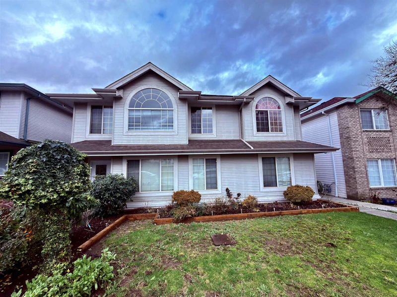 23225 124th Avenue, Maple Ridge BC V2X 1R6