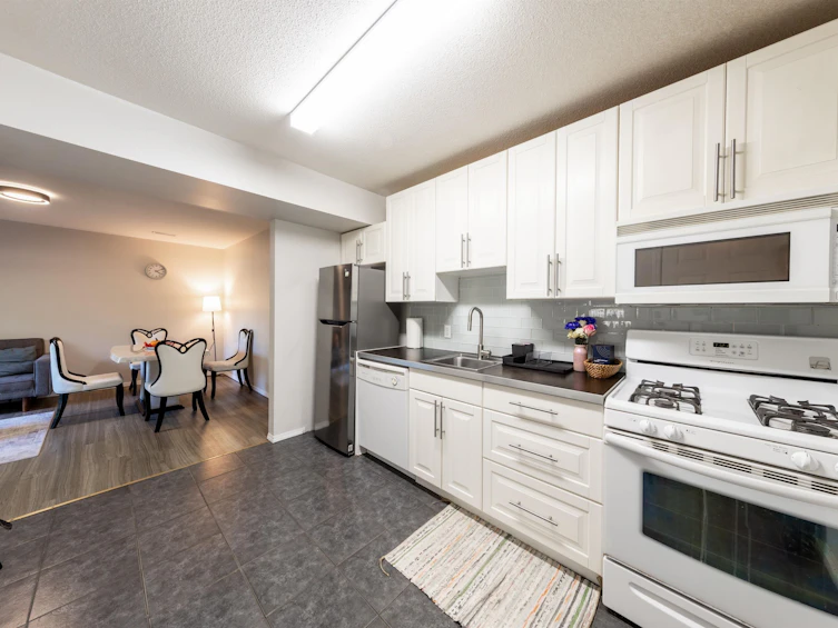 3638 Maginnis Avenue, North Vancouver, BC, V7K 2L6 - 27