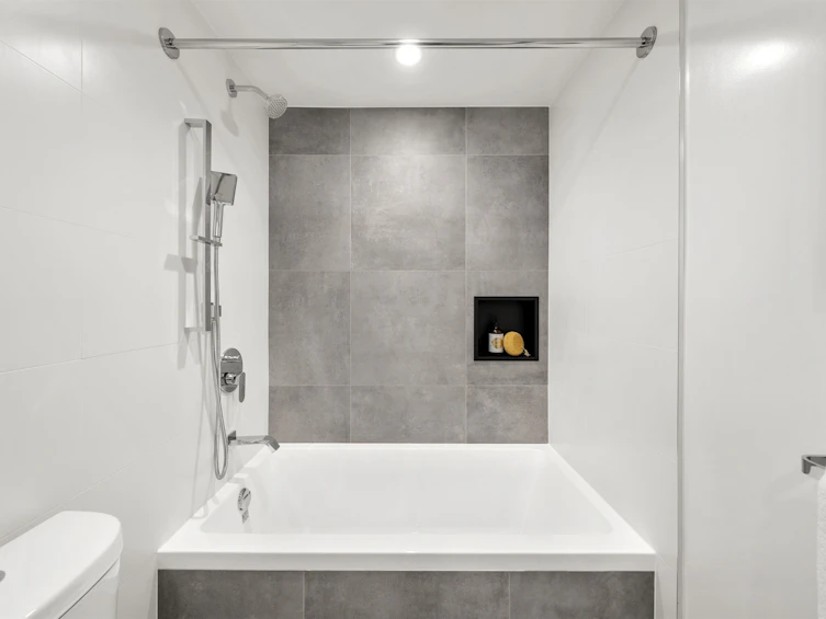 2901-13745 George Junction, Surrey, BC, V3T 4Y3 - 20