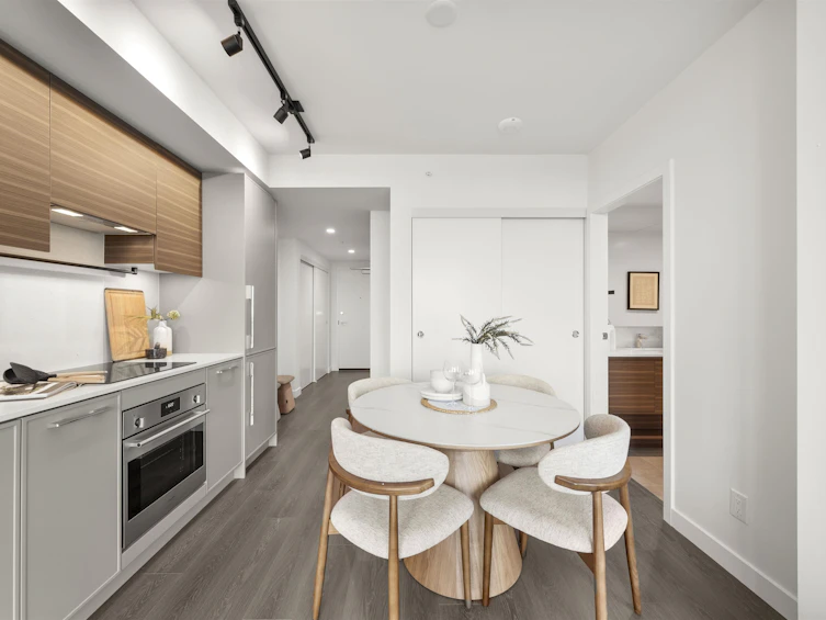 2901-13745 George Junction, Surrey, BC, V3T 4Y3 - 9