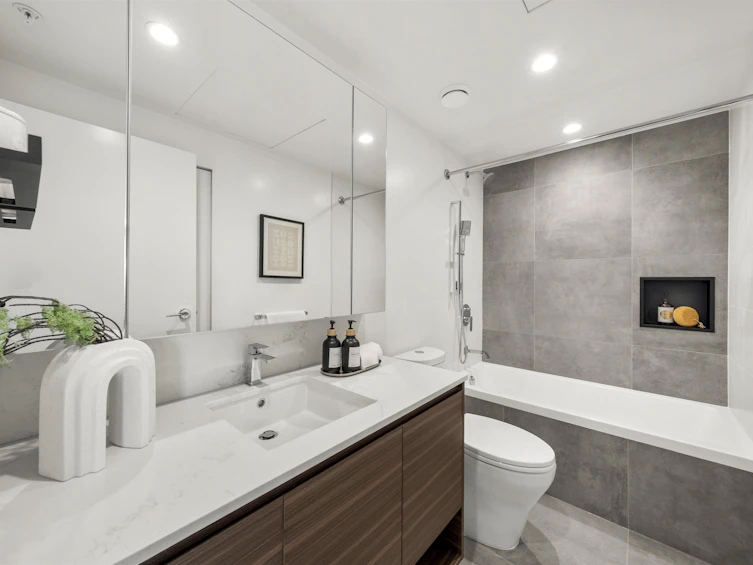 2901-13745 George Junction, Surrey, BC, V3T 4Y3 - 19