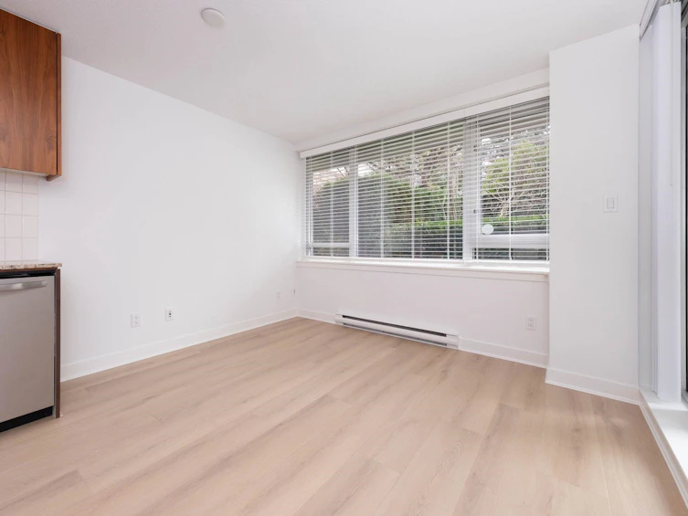 302-1030 W Broadway Street, Vancouver, BC, V6B 4J5 - 11