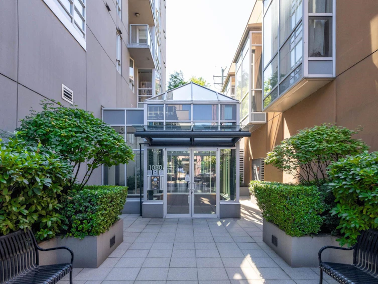 302-1030 W Broadway Street, Vancouver, BC, V6B 4J5 - 28
