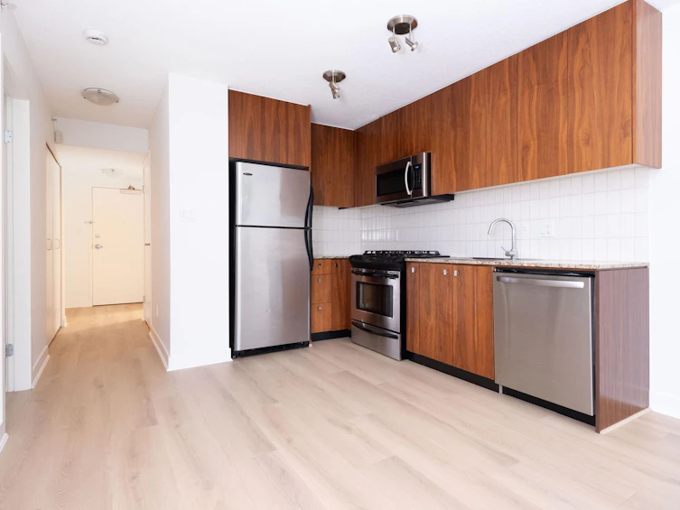 302-1030 W Broadway Street, Vancouver, BC, V6B 4J5 - 5
