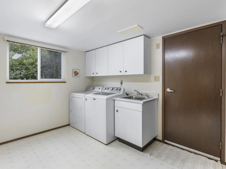 8985 145 Street, Surrey, BC, V3R 7J6 - 31