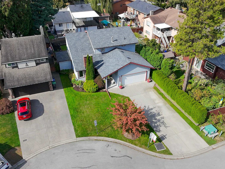 8985 145 Street, Surrey, BC, V3R 7J6 - 4