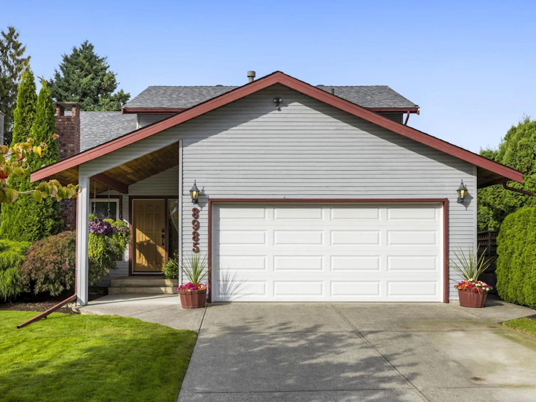 8985 145 Street, Surrey, BC, V3R 7J6 - 2