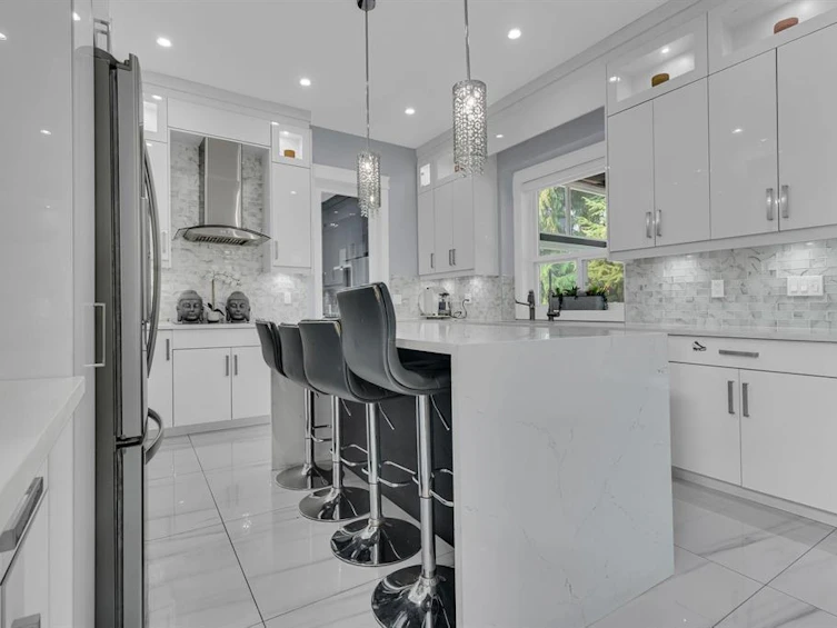 27977 Stagecoach Avenue, Abbotsford, BC, V4X 0A8 - 5