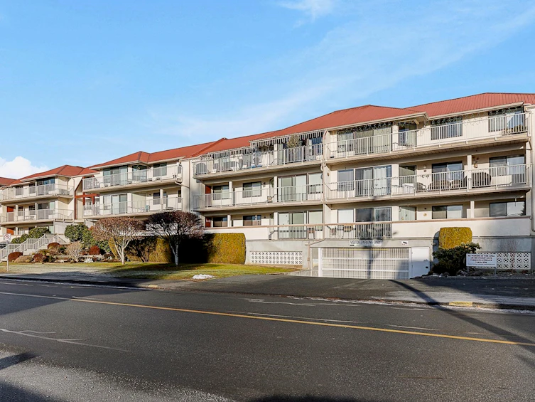 202-33233 E Bourquin Crescent, Abbotsford, BC, V2S 1Y2 - 2