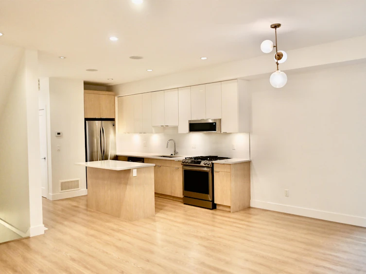 14-8140 166 Street, Surrey, BC, V4N 6W1