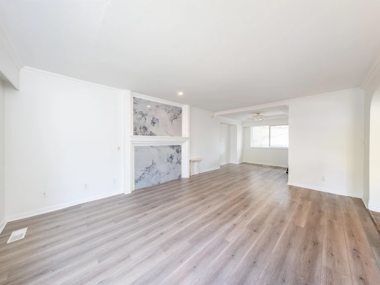 15032 Swallow Drive, Surrey, BC, V3R 4X2 - 12