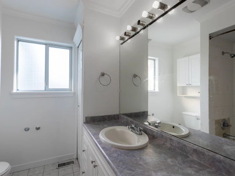 15032 Swallow Drive, Surrey, BC, V3R 4X2 - 29