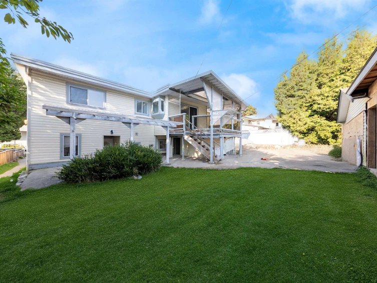 15032 Swallow Drive, Surrey, BC, V3R 4X2 - 30