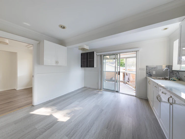 15032 Swallow Drive, Surrey, BC, V3R 4X2 - 14