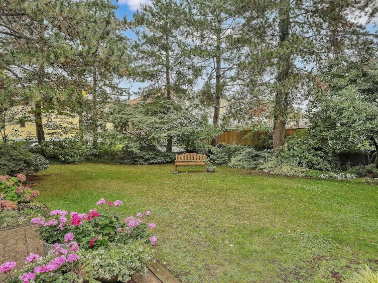1202-2115 W 40th Avenue, Vancouver, BC, V6M 1W4 - 7