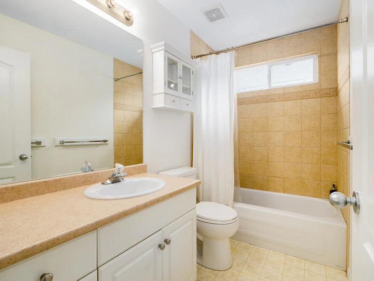 102-8888 216 Street, Langley, BC, V1M 3Z8 - 20