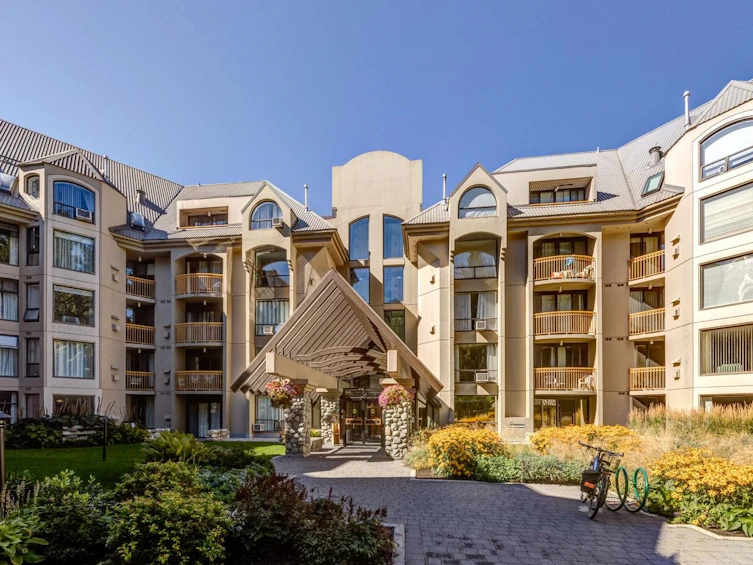 424-4809 Spearhead Drive, Whistler, BC, V0N 1B4