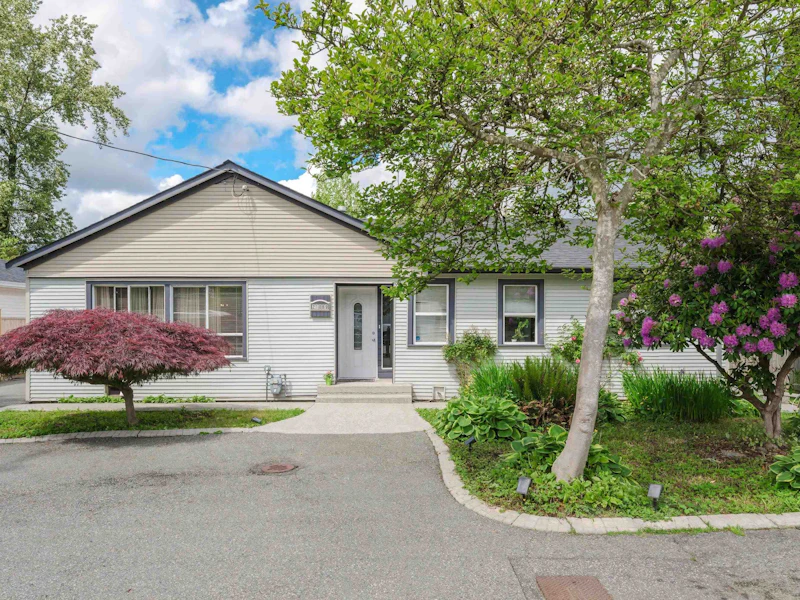 21089 Dewdney Trunk Road, Maple Ridge BC