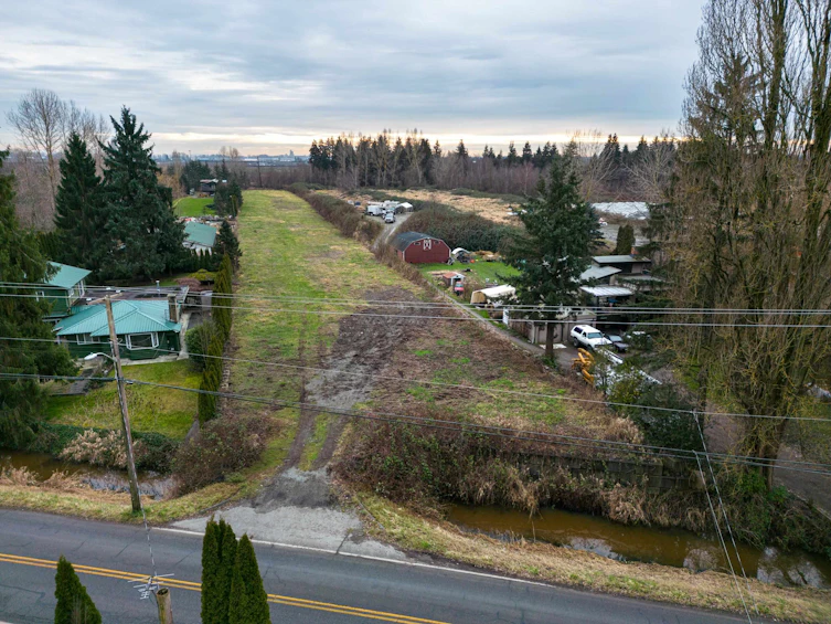 18700 River Road, Richmond, BC, V6V 1M1 - 4