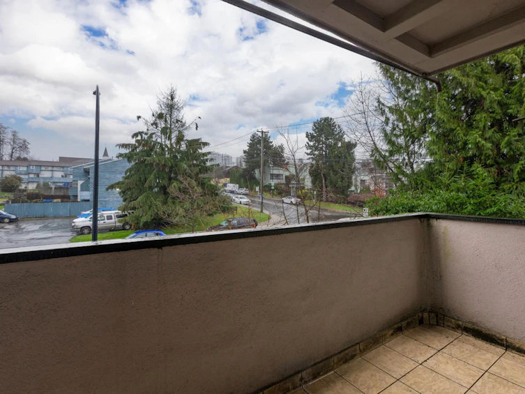 205-341 Mahon Avenue, North Vancouver, BC, V7M 3E1 - 14